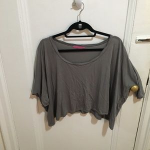 Grey three-quarter sleeves parachute tee
